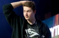 DreamLeague Season, Team Secret, EHOME, Клемент «Puppey» Иванов, Людвиг «Zai» Вальберг, Михал «Nisha» Янковски, Чжан «xiao8» Нин, Чжан «Faith_bian» Жуйда, Язид «YapzOr» Жарадат, Йек «MidOne» Най Чжэн