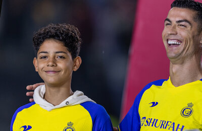 Манчестер Юнайтед, премьер-лига Англия, Криштиану Роналду-младший, Криштиану Роналду, Аль-Наср Эр-Рияд, высшая лига Саудовская Аравия, детский футбол, Ювентус, серия А Италия, Реал Мадрид, Ла Лига, Сборная Португалии по футболу, почитать, Долореш Авейру