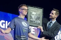 Матчмейкинг, Видео, Puck, Ким «Febby» Юн Мин, Питер «Ppd» Дагер, Хейт