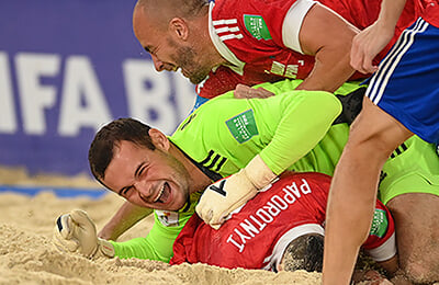чемпионат мира по пляжному футболу, Михаил Лихачев, сборная Испании, Алексей Макаров, сборная России, Артур Папоротный