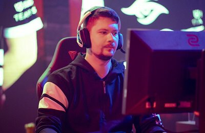The International, Team Secret, Tundra Esports, Клемент «Puppey» Иванов, Бакыт «Zayac» Эмилжанов, Роман «Resolut1on» Фоминок, Михал «Nisha» Янковски, Ремко «Crystallis» Аретс