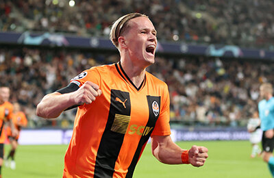 Михаил Мудрик, Металлист (до 2016 года), Челси, премьер-лига Англия, Чемпионат Украины по футболу, Шахтер, Роберто Де Дзерби