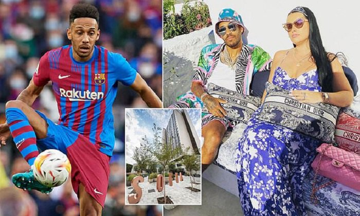 Клубы, Барселона, Пьер-Эмерик Обамеянг, Челси