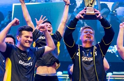 Валерий «B1t» Ваховский, NAVI, Илья «Perfecto» Залуцкий, Александр «S1mple» Костылев, Денис «Electronic» Шарипов, Кирилл «Boombl4» Михайлов