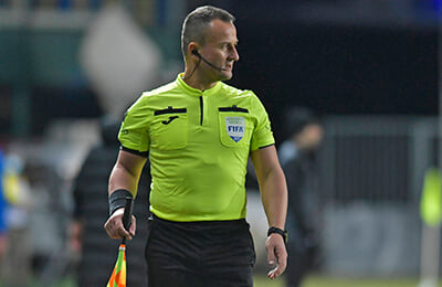 Овидиу Хацеган, судьи, Октавиан Шовре, Себастьян Кольцеску, Евро-2024, ПСЖ, Истанбул, Лига чемпионов УЕФА, дискриминация