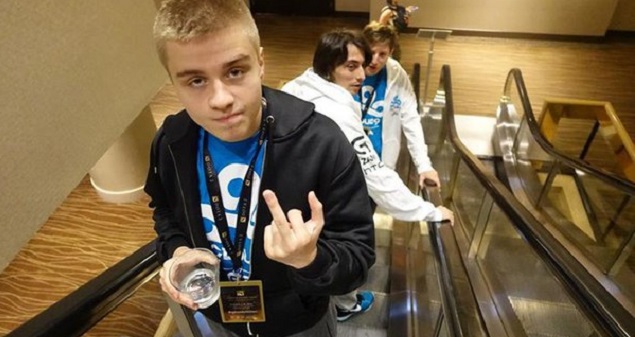 League of Legends, Dota 2 Reborn