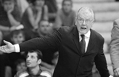 Джей Ар Холден, Единая лига ВТБ, Душан Ивкович, Евролига, Олимпиакос, ЦСКА