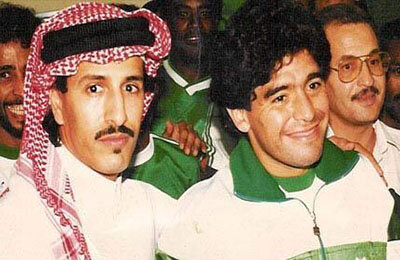 товарищеские матчи (клубы), Петер Шмейхель, высшая лига Дания, Сборная Аргентины по футболу, серия А Италия, Амин Юнес, высшая лига Саудовская Аравия, Аль-Ахли Джидда, ЧМ-2022, Диего Марадона, Сборная Саудовской Аравии по футболу, Брондбю, Наполи