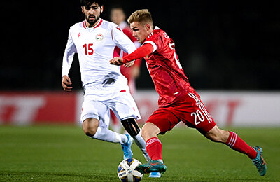 Сергей Пиняев, Марат Измайлов, Виктор Коваленко, Александр Головин, Арсен Захарян, Алан Дзагоев, Валерий Карпин, Игорь Акинфеев, Сборная России по футболу, Владимир Бесчастных