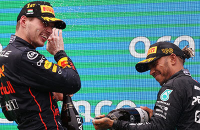 Валттери Боттас, Макларен, Формула-1, Ланс Стролл, Макс Ферстаппен, Карлос Сайнс, Ландо Норрис, Серхио Перес, Юки Цунода, Хаас, Александр Албон, Астон Мартин, Альфа Таури, Фернандо Алонсо, Эстебан Окон, Чжоу Гуаньюй, Льюис Хэмилтон, Феррари, Даниэль Риккардо, Ред Булл, Заубер, Николас Латифи, Мик Шумахер, Кевин Магнуссен, Уильямс, Джордж Расселл, Мерседес, Себастьян Феттель, Альпин, Шарль Леклер, Пьер Гасли