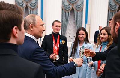 Никита Кацалапов, Денис Спицов, Александра Игнатова (Трусова), Вероника Степанова, Олимпиада-2022, Алексей Червоткин, Анна Щербакова, Виктория Синицина, Александр Галлямов, Камила Валиева, Александр Большунов, Марк Кондратюк, Владимир Путин, Анастасия Мишина