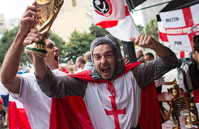 Сборная Англии по футболу, сборная Англии по крикету, ЧМ-2022, болельщики