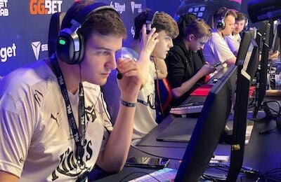 Faze Clan, Virtus.pro, Gambit, Хейт, Ставки на киберспорт