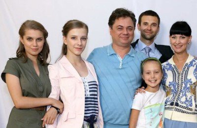 Сериалы, Трейлеры фильмов, Папины дочки