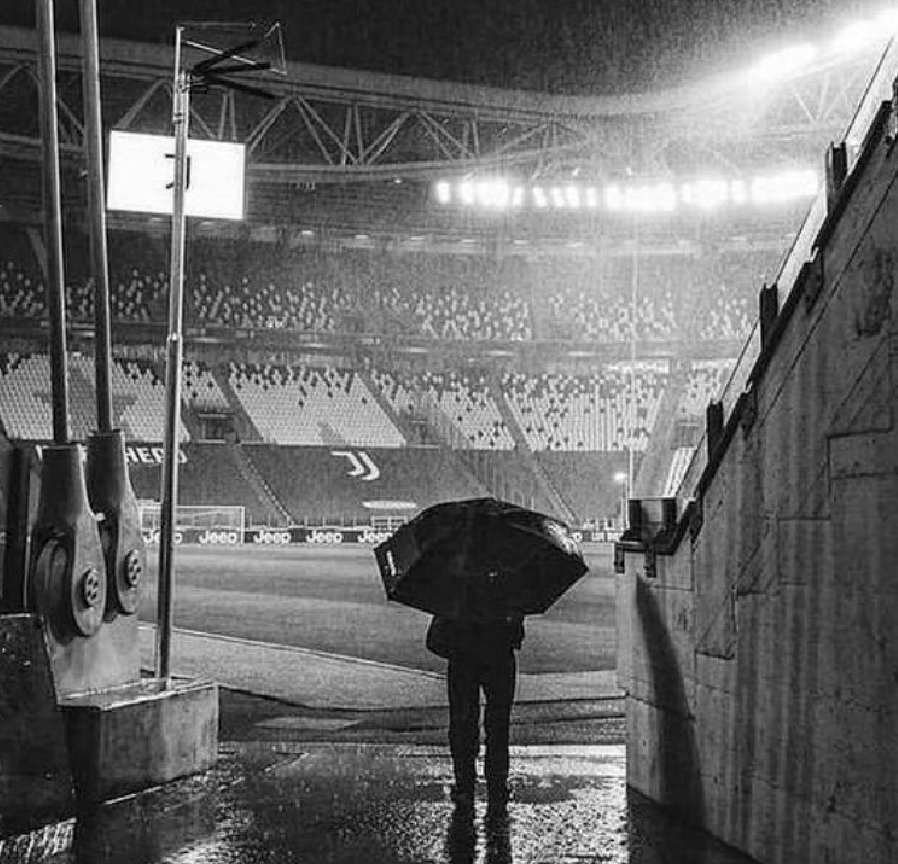 В Хайфе хорошая погода, а в Континассе опять идут дожди. Ювентус продолжил позорить свое великое прошлое