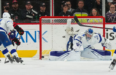 НХЛ, Каролина, Тампа-Бэй, Андрей Василевский, Никита Кучеров, Андрей Свечников