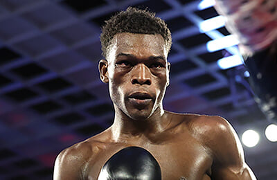 Иса Чаниев, бокс, Джошуа Клотти, легкий вес, Денис Шафиков, Василий Ломаченко, Ломаченко - Комми, Ричард Комми, Теофимо Лопес