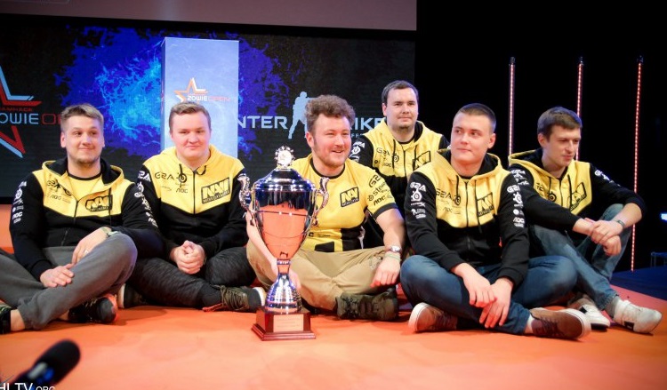 NAVI, Virtus.pro, Dignitas, MOUZ, Luminosity Gaming, Даниил «Zeus» Тесленко, DreamHack, SK Gaming, Astralis, Faze Clan