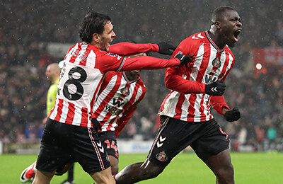 Главные сюрпризы осени в топ-лигах: «Сандерленд», «Комо», «Ланс»