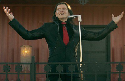 Сериалы, Скрежет металла (сериал)