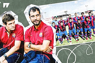 Первый матч Пепа-тренера: сельский стадион с деревом у трибуны, мяч прыгал как кролик