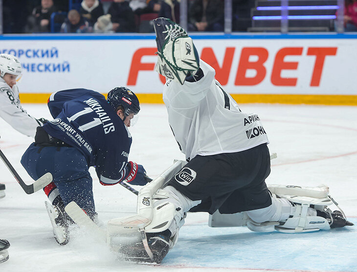 Бенефис самого дорогого игрока «Магнитки»: 6 (!) очков в дерби. У лидера КХЛ уже 9 побед подряд