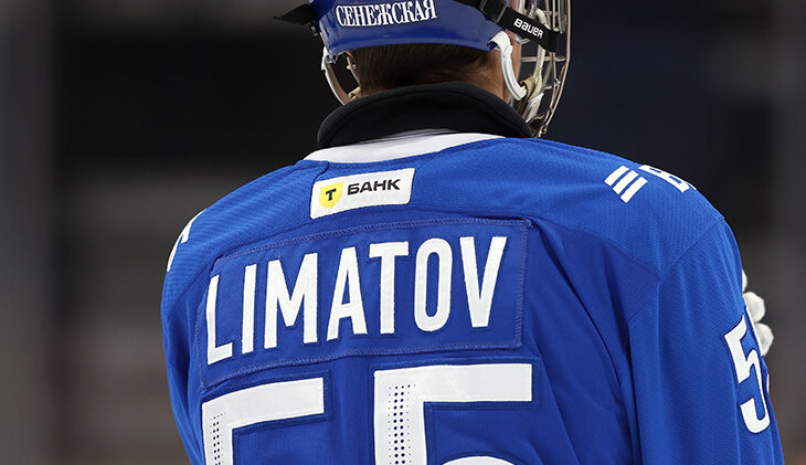 Фотография поста в ленте В «Динамо» есть игрок с фамилией Лиъматов. Нет, это не опечатка – там Ъ