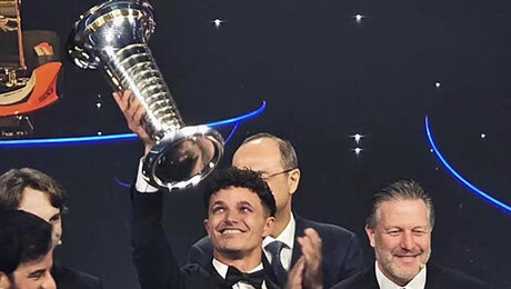 Все о кубке чемпиона «Ф-1»: болт из серебра за €500 тысяч. Гонщики держат его на холодильнике и в туалете