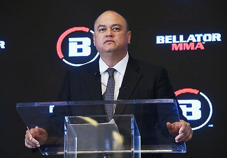 Президент Bellator Скотт Кокер