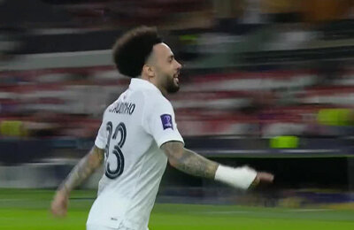 Клаудиньо сверкнул с 1+1, Бензема запорол пенальти в серии. Так «Аль-Садд» выбил «Аль-Хилаль» из ЛЧ