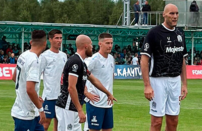 Мировой рекорд в Кубке России: самый высокий игрок! 226-сантиметровый Подкользин даже почти забил за «Амкал»