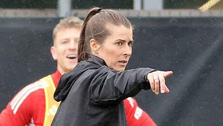 «Ты и есть сексист». «Унион» отбивается от негатива после назначения женщины-тренера