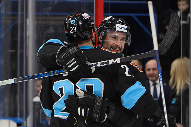 Победа минского «Динамо» над московским – не сенсация. Пока аутсайдер лучше, чем чемпион регулярки