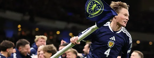 Шотландия вырвала ЧМ на 90+3 – помогла бисиклета Мактоминея, есть еще 4 участника. Главное в отборе ЧМ