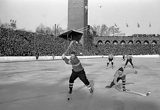 Первый финал чемпионата Швеции, сыгранный по международным правилам хоккея с мячом (февраль 1955 года)