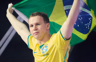 Андрей «Tn1r» Татаринович, Данил «donk» Крышковец, Team Spirit, Сергей «hally» Шаваев