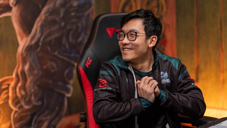 Что мы знаем о Бахе? Зачем сменил ник, как ломал руку и почему его девушку возненавидели