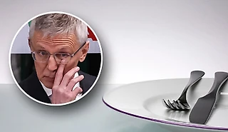 Ларионов и Дюпин практикуют голодание, чтобы «выводить шлаки» и быстрее восстанавливаться. Работает?