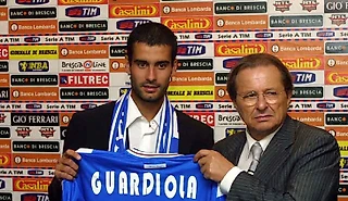 Первый матч Пепа-тренера: сельский стадион с деревом у трибуны, мяч прыгал как кролик