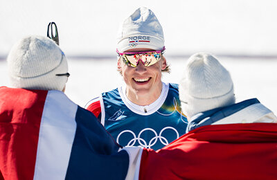 Год назад его выдворили из биатлона, а теперь он 2-кратный олимпийский чемпион в лыжах!