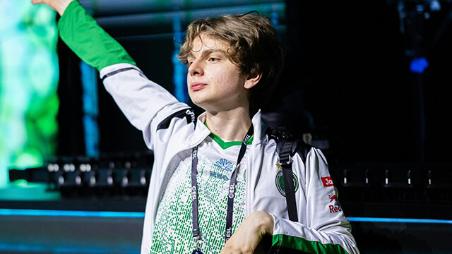 Гайды по CS, Максим «Kyousuke» Лукин, Falcons