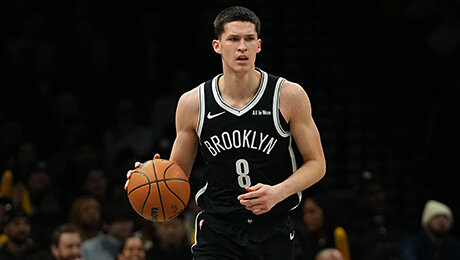 Дёмин неожиданно завершил сезон. Последний месяц он доигрывал через боль