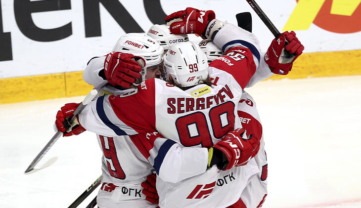 Плей-офф КХЛ: Радулову разбили лицо в Уфе, «Авангард» перетерпел ЦСКА – уже 3-0 в серии