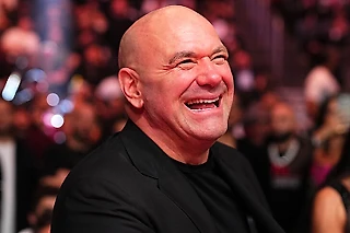 Всех бесят турниры UFC в бездушной коробке. Так почему их там проводят?