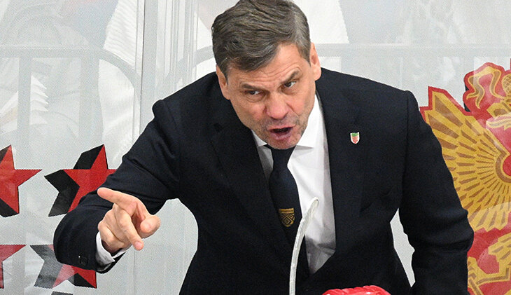 «Какие пироги? Вот такие». Квартальнов создал новый мем в КХЛ