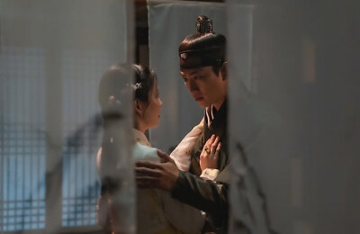 Сериалы, Я украла первую ночь главного героя, Трейлеры фильмов