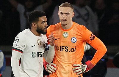 5:2 «ПСЖ» – благодаря блеску Хвичи (2+1)! Сафонов сэйвом начал голевую атаку, кипер «Челси» – катастрофа