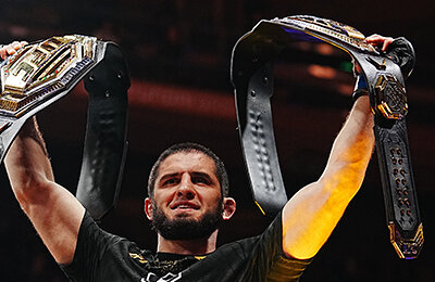 Махачев – со вторым поясом UFC! Разгромил чемпиона и потребовал бой в Белом доме