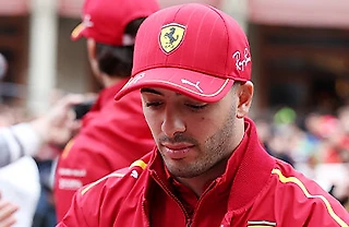 9 новичков в одном заезде «Ф-1». Откуда столько и зачем?