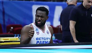 У Пармы есть «офис». Но работает он только до обеда